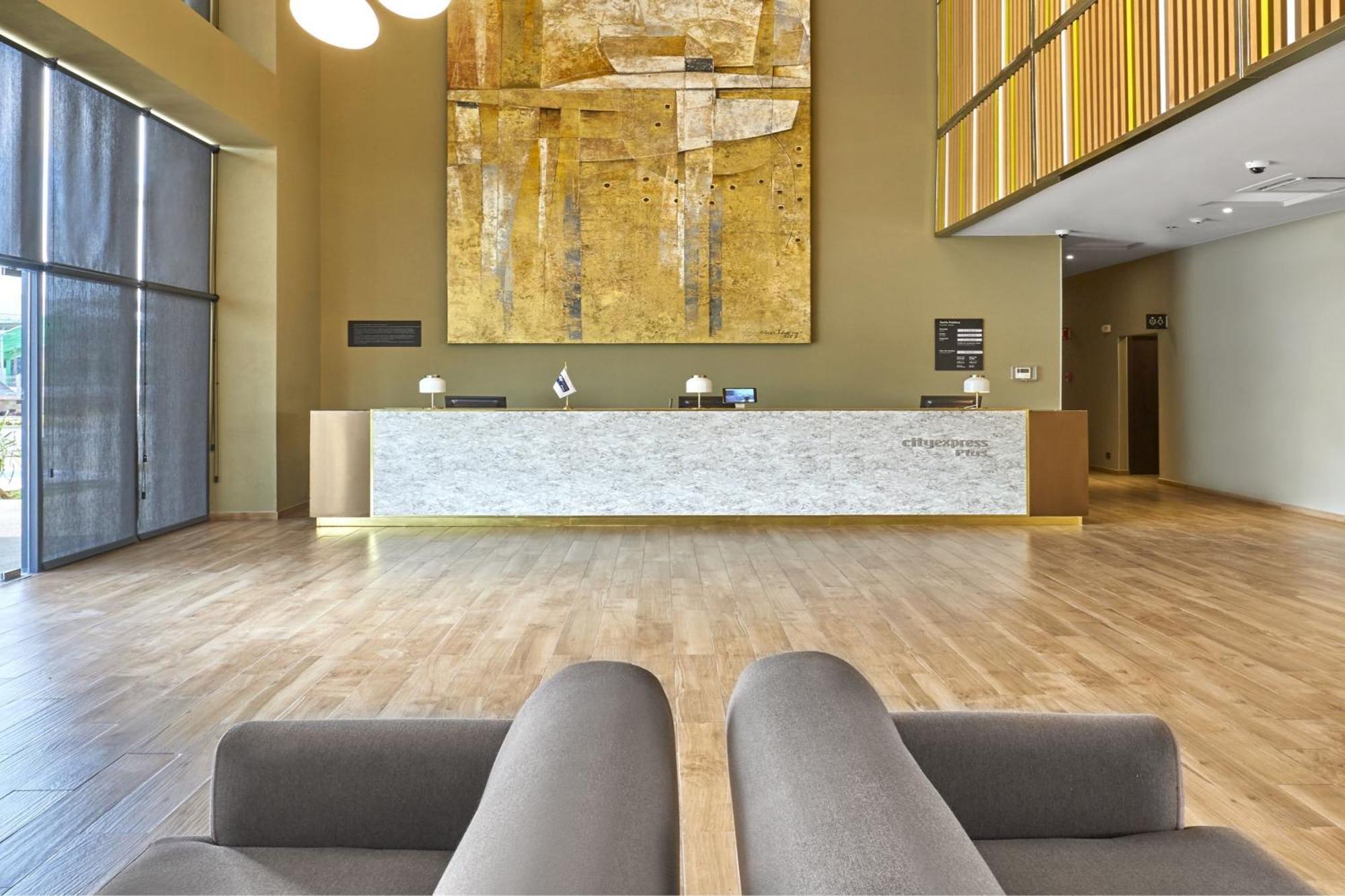 City Express Plus By Marriott Leon Centro De Convenciones Zewnętrze zdjęcie